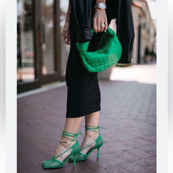 NEW BOTTEGA VENETA green sandals with rhinestones size IT 40 - still on website - Picture 2 of 11